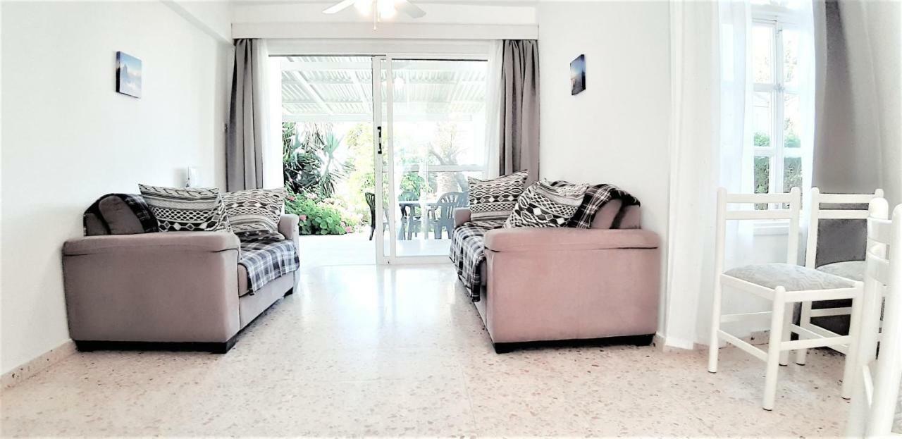 Coral Bay Suite Cyprus Eksteriør bilde